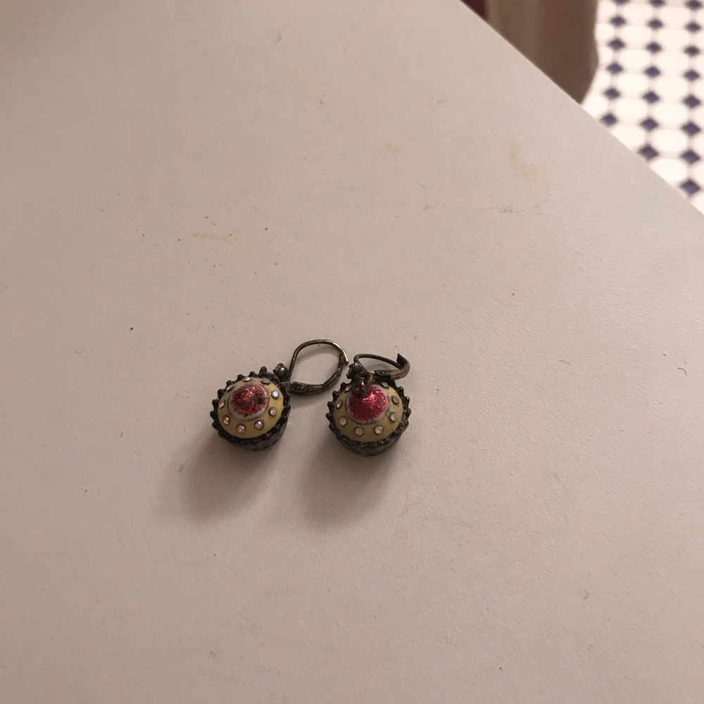 Gorgeous Betsy Johnson earrings they are so cute I know you will love them!!!